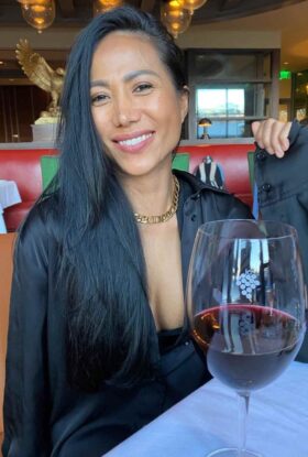 Old in Age High in Sex Drive – Colombian Escort in Singapore