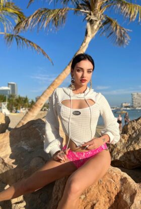 Joanna – Ukrainian Escort in Dubai