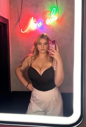 Kleopatra – Escort in Dubai