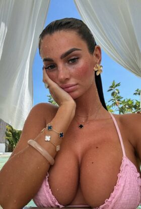 New In City Naughty Escort Joy