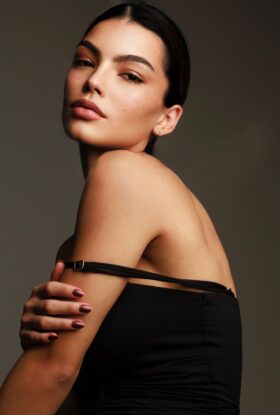 Book Your Session Now Escort Julia