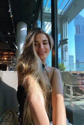 Girl Next Door Fantasy Escort Anna