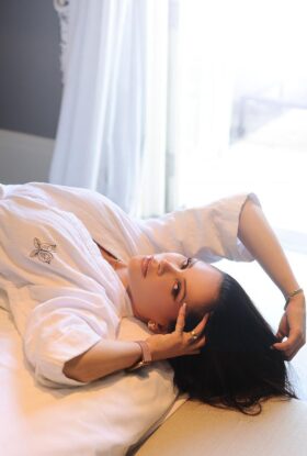 Book Unforgettable Meeting Escort Nita