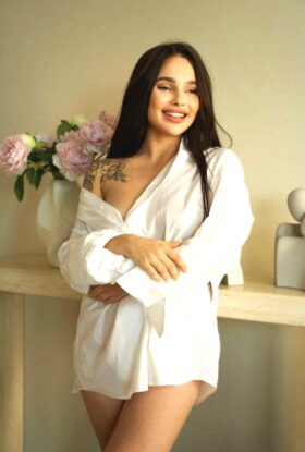 Sensational Beauty Escort Anya