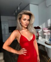 Elegant Escort Siren